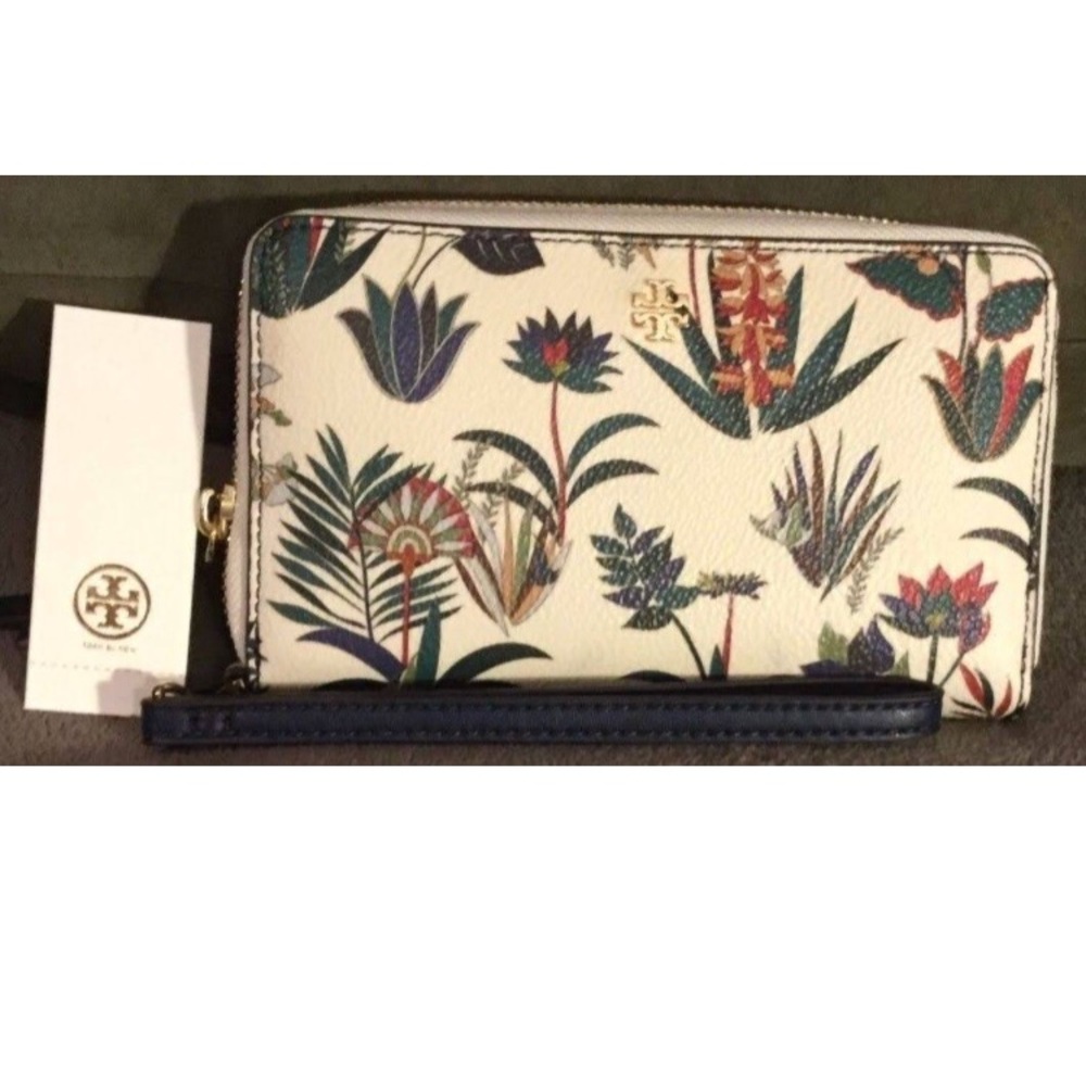 Kerrington Smartphone Wristlet-Tory Burch (new)